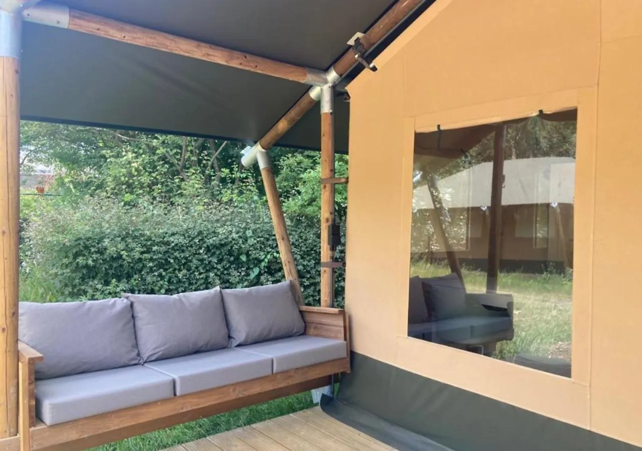 Hotel Urban Gardens Gent 4*, Gante